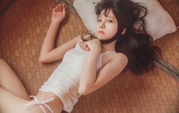 撕开老师的乳罩慢慢揉视频